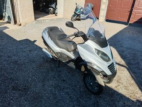 Piaggio mp3 250 LT CZ doklady v ceně - 14