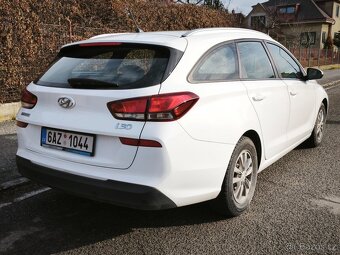 Hyundai I30 Kombi 1.6 CRDi, r.v 2018, najeto 173.000 km - 14