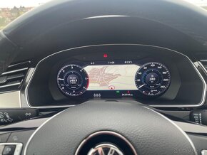 VOLKSWAGEN PASSAT 1,6 TDI 88 kW R-LINE VIRTUAL - 14