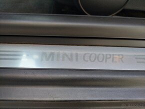 Mini Cooper, 1.6i 85kw Vyhř. čelní okno - 14