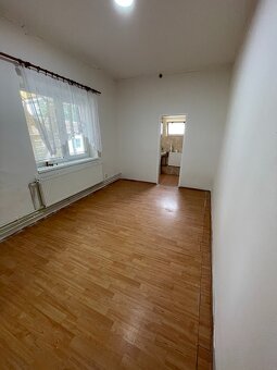 Pronájem rodinného domu 2+1 48 m² s pozemkem 550 m² - 14