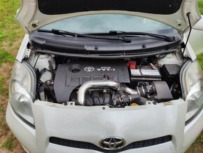 Toyota Yaris 1.8 TS compressor 215k - 14