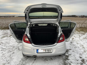 Opel Corsa D 1.2, 63kW r.2013, 5-d, serviska, nová STK - 14