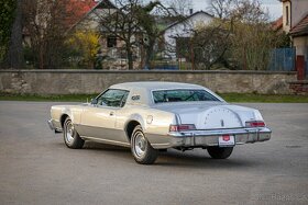 1975 Lincoln Continental Mark IV - 14