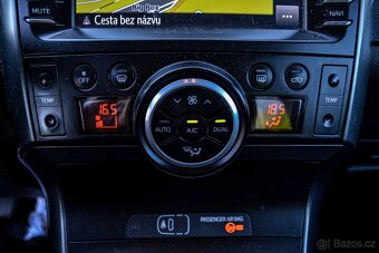 Toyota Verso 1.6 I Valvematic Holiday - 14