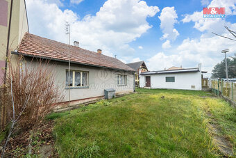 Prodej rodinného domu 4+1, 90m² v Rokycanech, ul. Polní - 14