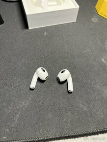 Apple Airpods 3 - 14