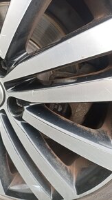 VW Passat B6 combi 1,9 TDi 77kw - 14