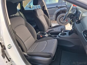 Hyundai i30 1.0i BENZIN r.22 43000km po1.majiteli PLNÝSERVIS - 14