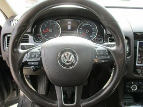 VW Touareg 3.0TDI 180kw LED GPS 11/2013 PANORAMA - 14