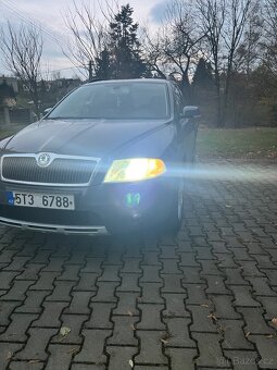 Škoda Octavia 2 SCOUT 4x4 Combi  2.0 TDI 103 kW, motor BMM - 14