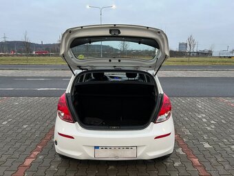 Hyundai I20 1.2 63kw LPG kou. ČR serviska - 14