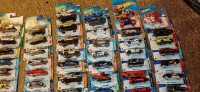 Hot wheels 550 ks - 14