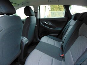 HYUNDAI I30 1.6 KOMBI,1.MAJ.,ČR,SERVISKA,ODPOČET DPH - 15