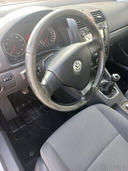 VW Golf 5 Variant 1.6 I 75 KW - 15