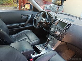 Infiniti FX35  4x4 Automat V6  3.5l benzín rok 2007 - 15