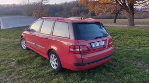 Prodám Fiat Stilo 1,8 98kW multiwagon (kombi) - 15