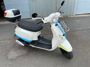 Prodej Scooter 125 Capireli Rome - 15