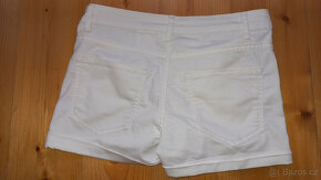 kalhoty bílé dlouhé a krátké šortky velikost 34 - 15