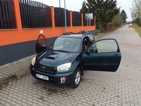 Toyota RAV4 2.0 D-4D 4x4 klima tažné - 15