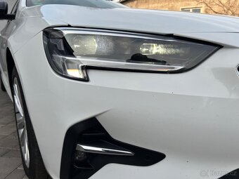 Opel Insignia 2.0 CDTi  128kW AT8 SPORT MatrixLED 5/2021 - 15