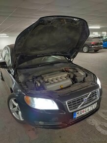 Volvo S80 V8 4.4i - 15