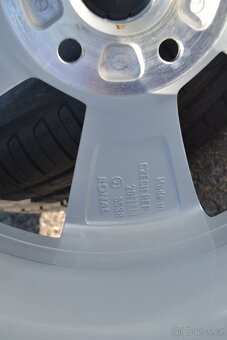 NOVÝ letní alu komplet Š.Superb III,VW Passat B8-215/55R17 P - 15