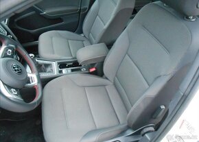 Volkswagen Golf 2,0 135 kW GTD Serviska nafta automat - 15