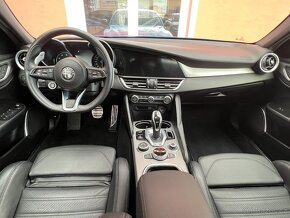 Alfa Romeo Giulia 2.0 Veloce 206 kW 4x4 (ODPOČET DPH) - 15