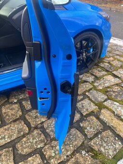 Ford Focus RS MK3 Blue & Black edice 8/2018 - 15