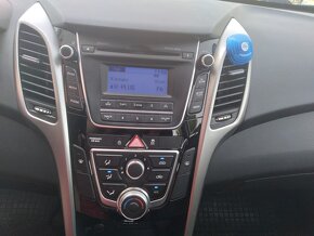 HYUNDAI i30 1.4 16V 1.MAJITEL,ČR,SERVISKA,VYHŘ.SEDADLA - 15