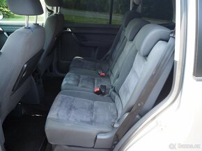 Volkswagen Touran 2.0 TDI AUTOMAT DSG - 15