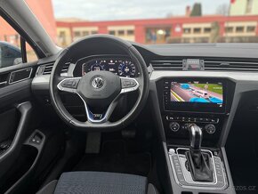 VW Passat B8 M2021 1.4TSI+ELE-MATRIX/KAMERY360/TAŽNÉ/ZÁRUKA - 15