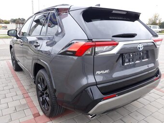 Toyota Rav4 2,5 Hybrid 4x4 Selection r.v. 2022 9800 km - 15