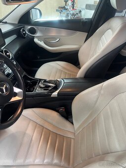 Mercedes Benz C250 4matic 150kw model 2015 - 15