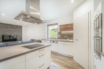 Prodej rodinného domu 147 m², pozemek 999 m² Cvrčovice, Škol - 15