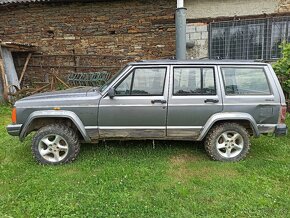 Jeep Cherokee XJ 4.0i 2 kusy - 15