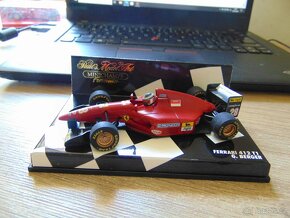 Ferrari 1:43 a - 15