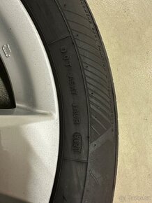 Goodyear EfficientGrip Performance 2   -  215 / 60 R17   96H - 15