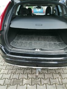 Volvo XC60 2,0 diesel automat 140 kw - 15