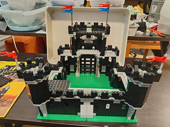 LEGO Castle 6085 Black Monarch's Castle - 15