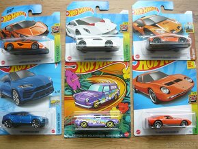 AUTÍČKA HOT WHEELS - 15