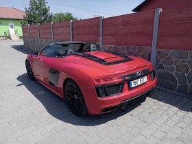 Audi R8 SPYDER 5,2 V10, 540 PS, Max.výbava, najeto 9 430 km - 15