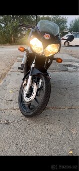 Honda CBR125r - 15