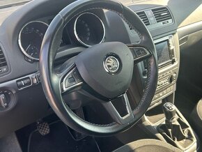 Škoda Yeti 2.0 TDI 4x4 navi, panorama ,TZ, zimní pneu s disk - 15