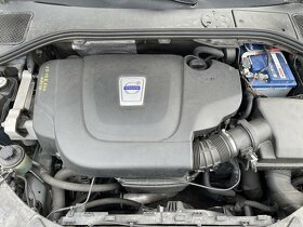 Volvo V60 5válec,120kW,MANUÁL,VÝHŘEV,NAVI,TAŽNÉ - 15