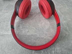 Beats solo 3 wireless - (L) strana nalomená - plně funkční - 15