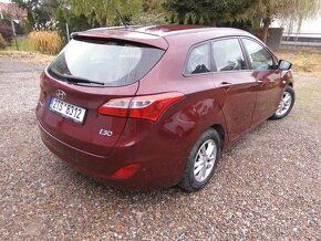 hyundai i30 combi lift mode-1.6benzin-DOHC-88kw-94000km - 15