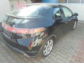 Honda Civic 2.2 CTDI - 15