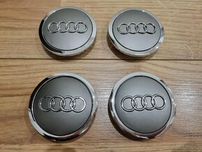 Poklicky AUDI kryty stredu disku kol - 15